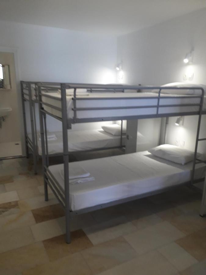 Naxos Hostel Agia Anna (Naxos)