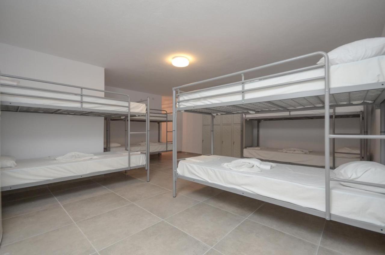 Naxos Hostel *